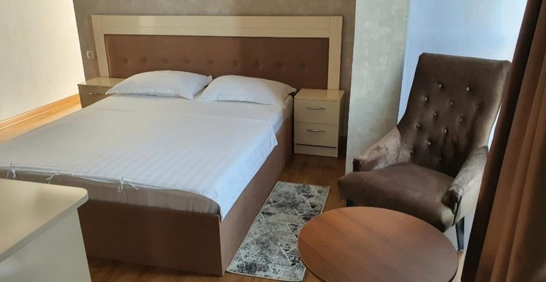 Montana Hotel Almatı Dış mekan fotoğraf